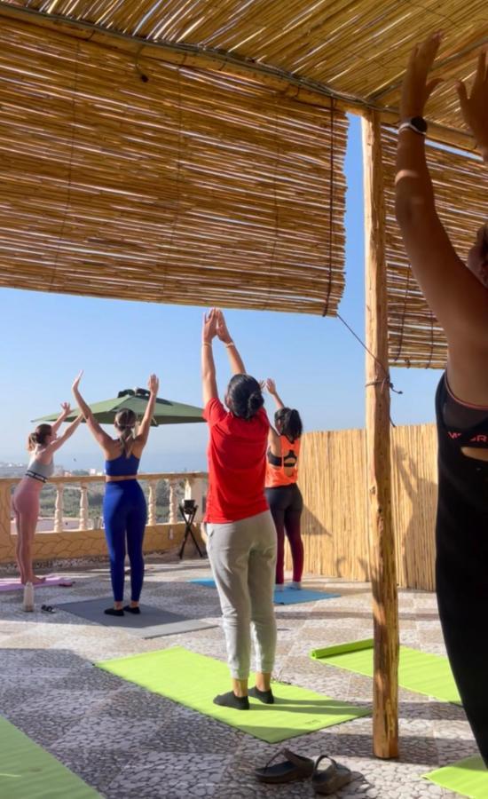 Psycho Surf Camp Bed and Breakfast Taghazout Esterno foto